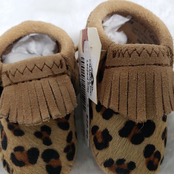 Minnetonka Riley Leopard Hair on Hide Baby Moccasins Size 1 NWT - Picture 10 of 12